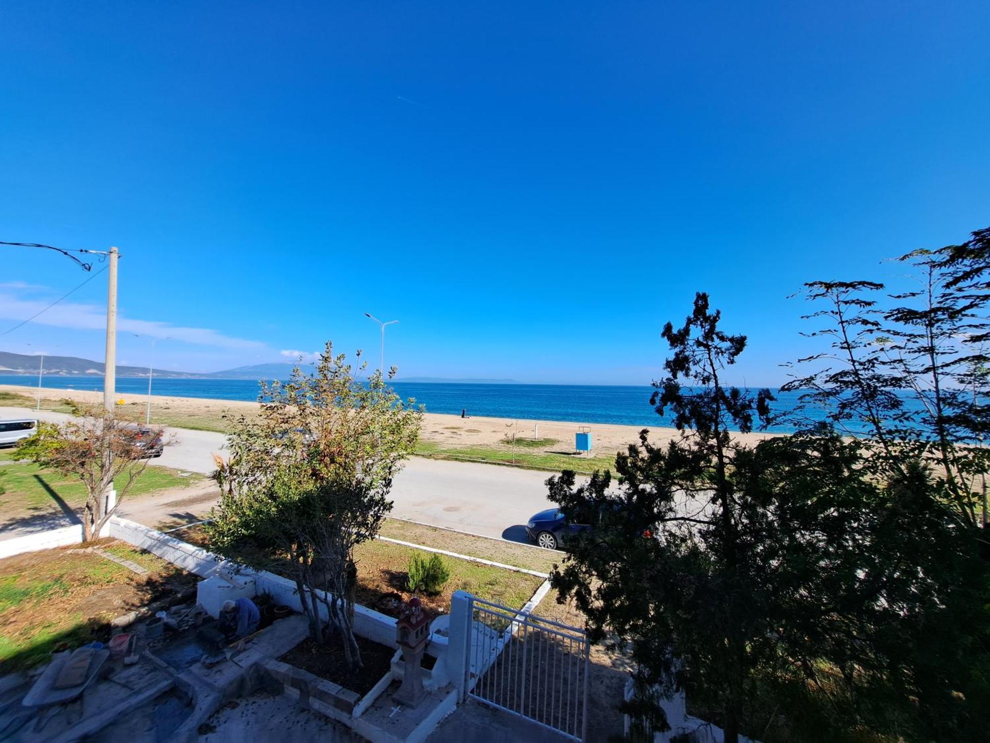 Blue Horizon Apartment Nea Vrasna Exterior foto